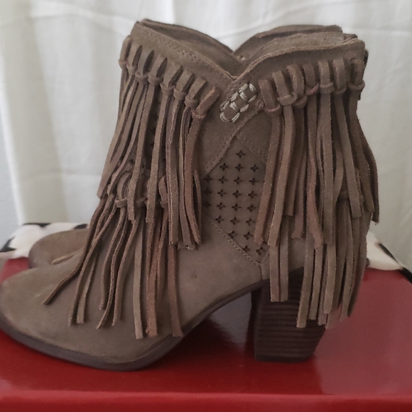 Naughty Monkey fringe leather bootie - Picture 6 of 10